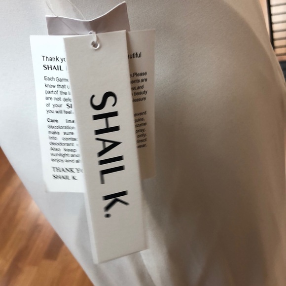 Elegant party or special occasion dress - Picture 7 of 8